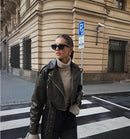 Jaqueta Feminina de Couro Vintage Elegante